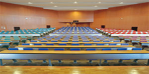 関西国際大学　会議室 会議室・レンタルスペース会議室 301　KUISホールの画像